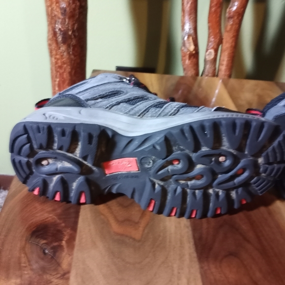 High Sierra kids boots - Picture 5 of 12